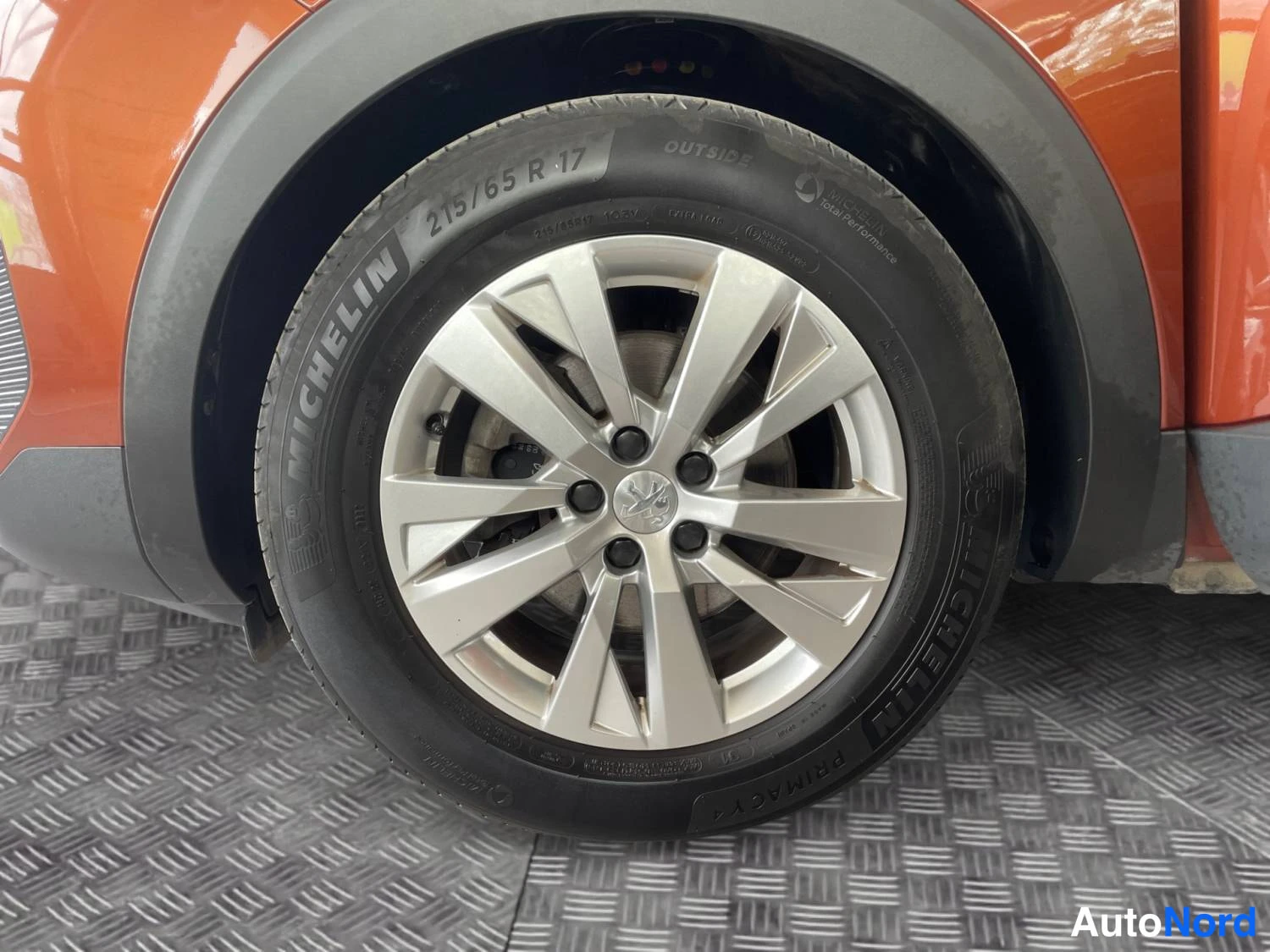 Ruskea Peugeot 5008 2022, kuva 10