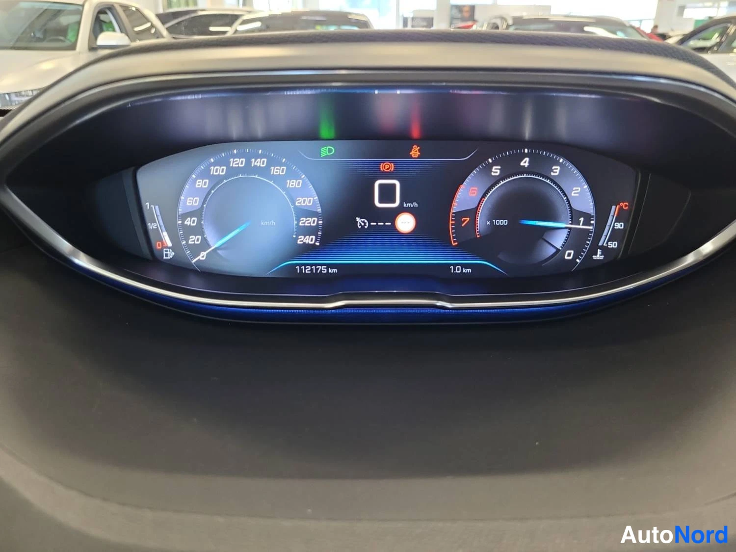 Musta Peugeot 3008 2019, yksityiskohta, kuva 26