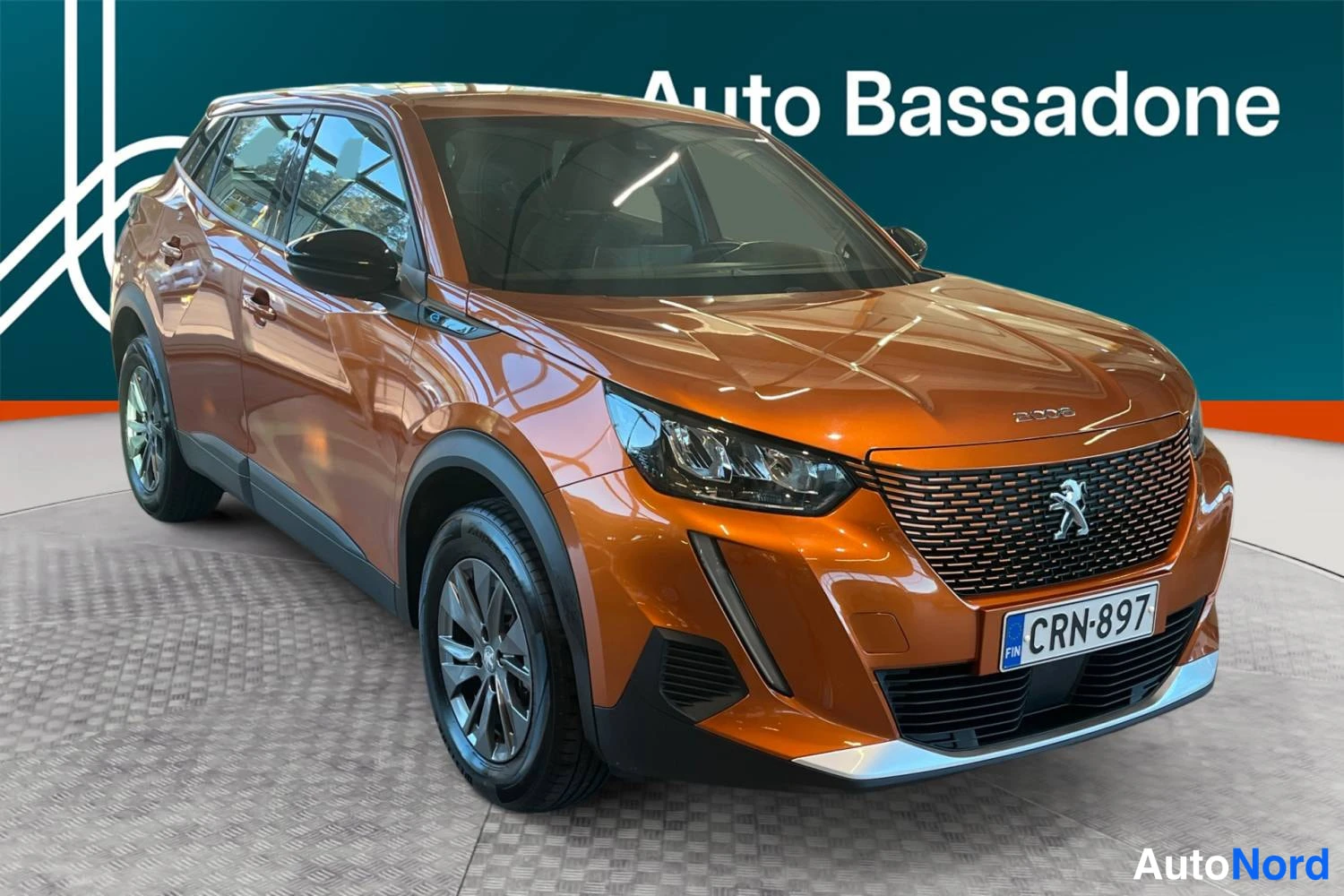 Oranssi Peugeot E-2008 2023, kuva 3