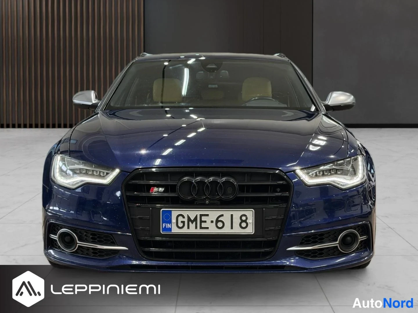 Sininen Audi S6 2013, edestä, kuva 6