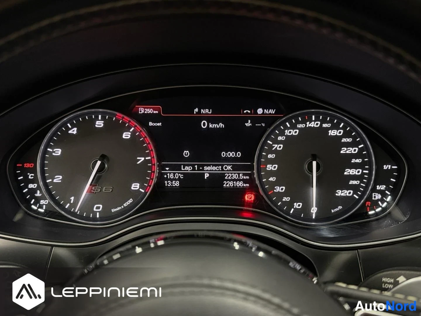 Sininen Audi S6 2013, kuva 13