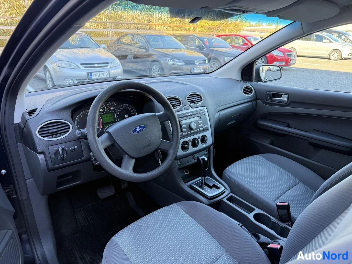 Sininen Ford Focus 2005, kuva 7