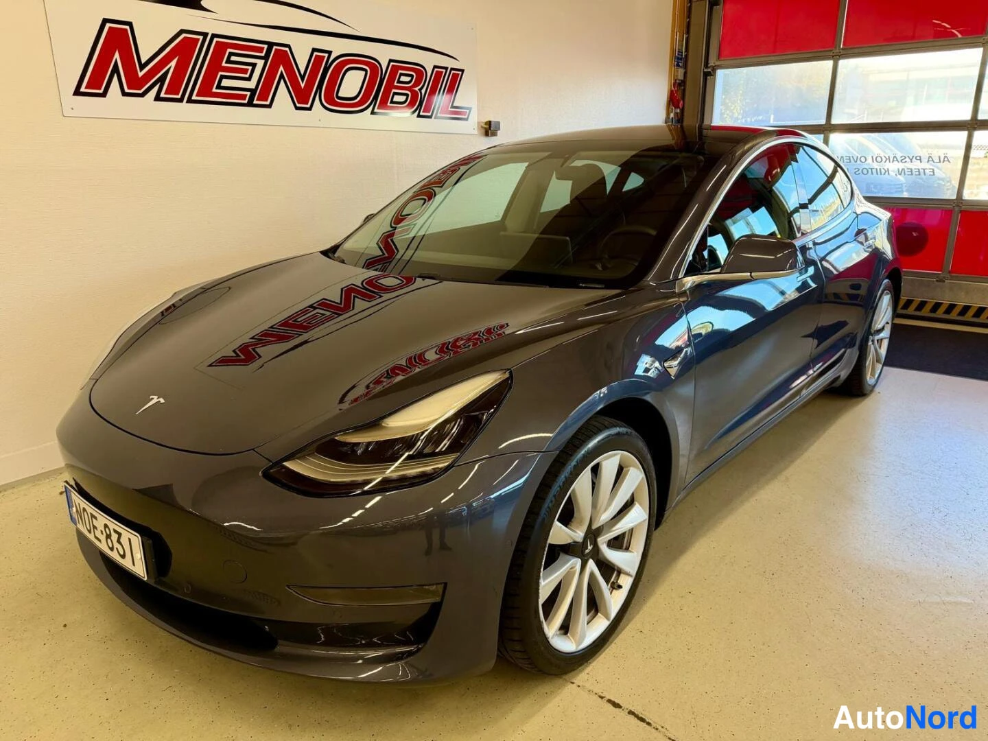 Tesla Model 3 2020