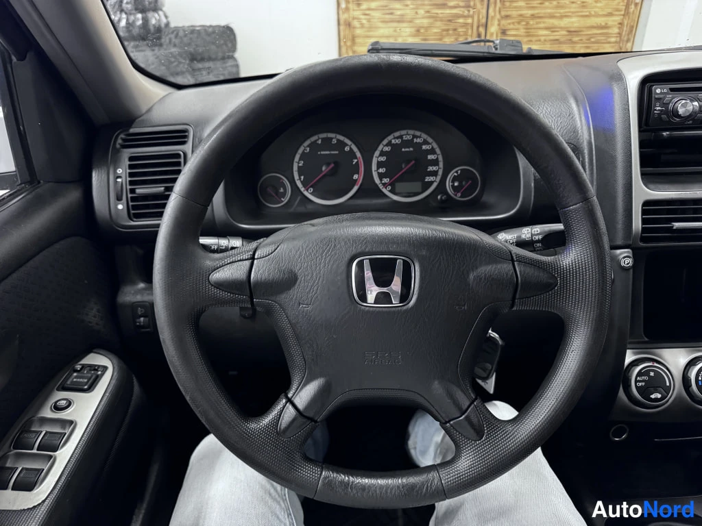 Silver Honda CR-V 2002, detail, photo 7