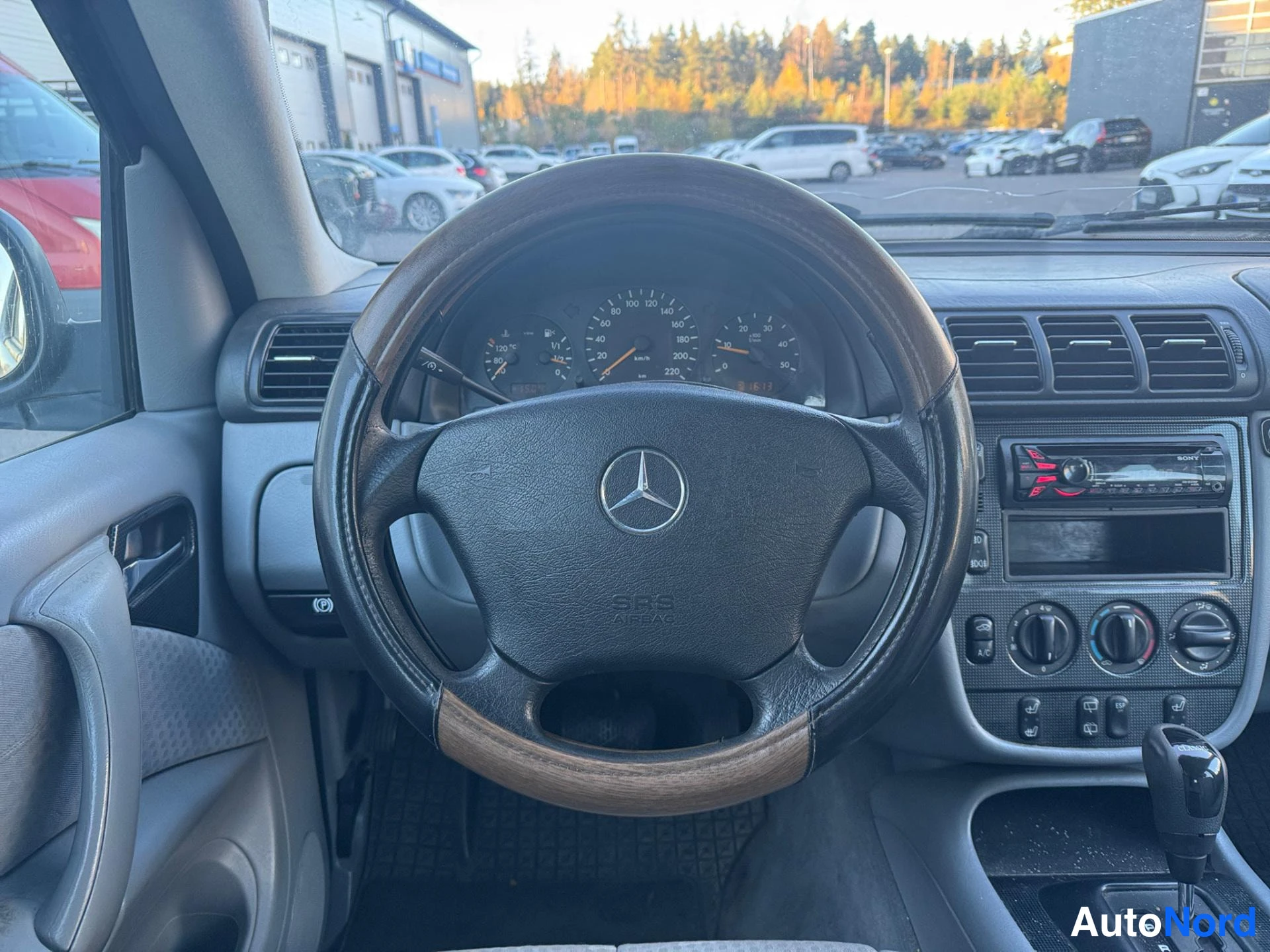 Hopea Mercedes-Benz ML 270 CDI 4MATIC 2000, kuva 10