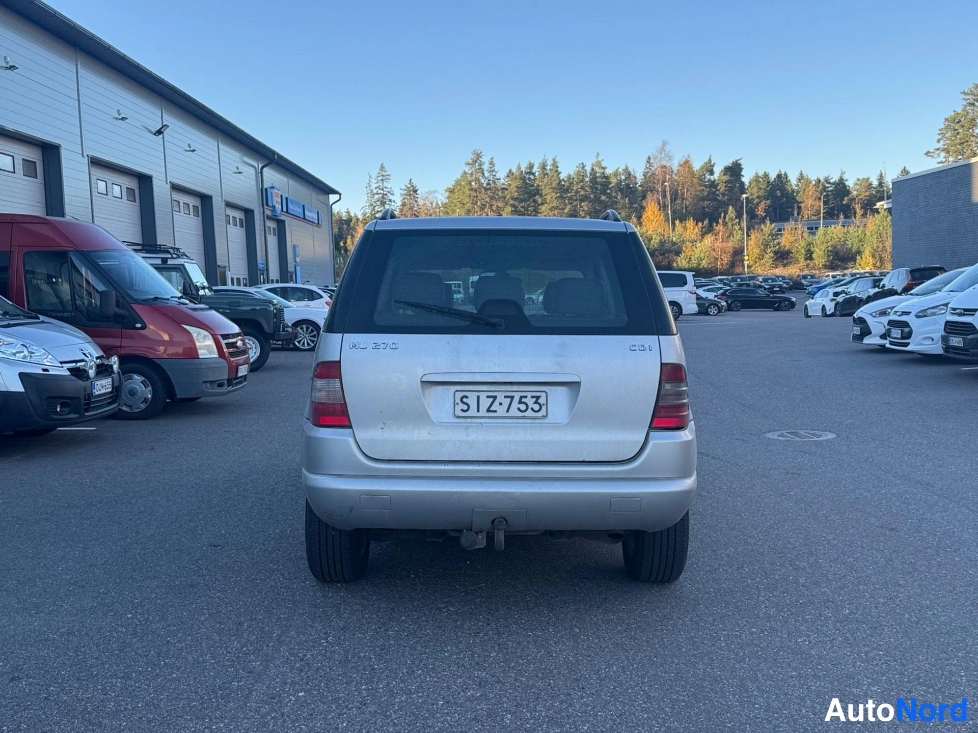 Hopea Mercedes-Benz ML 270 CDI 4MATIC 2000, takaa, kuva 9