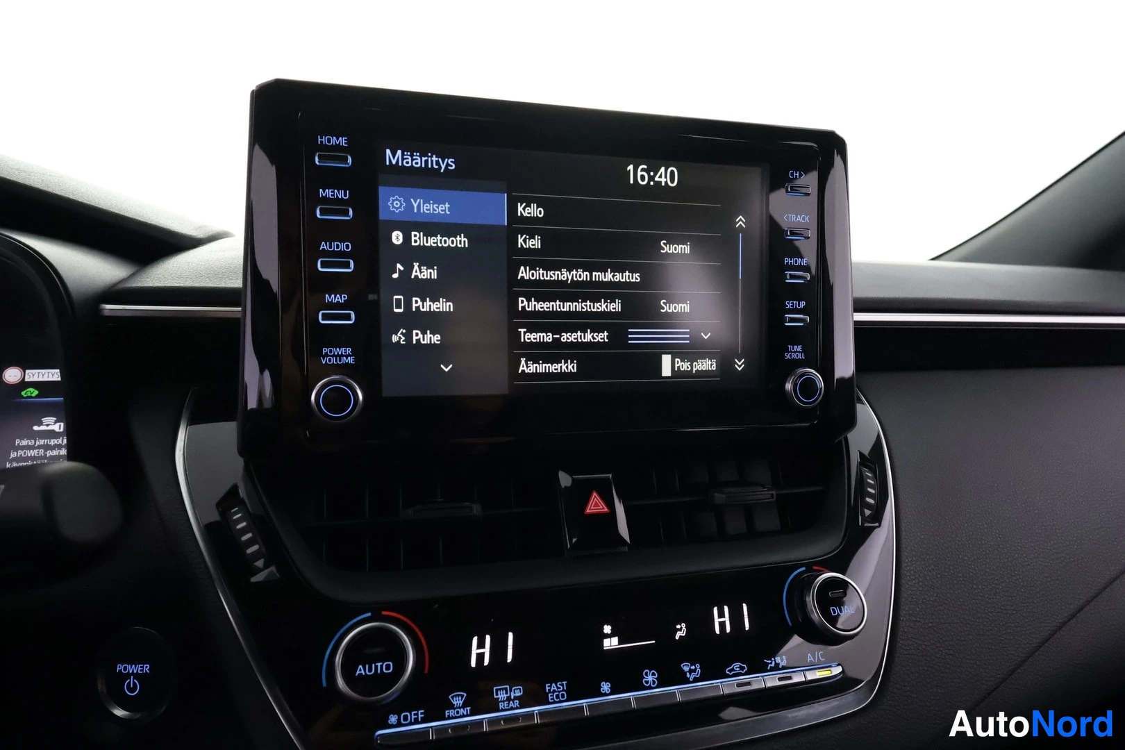 Hopea Toyota Corolla 2019, yksityiskohta, kuva 32