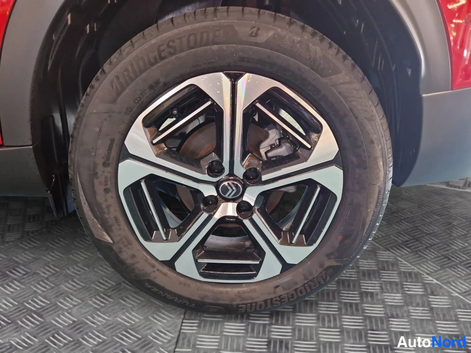 Punainen Citroen E-c3 aircross 2026, kuva 12