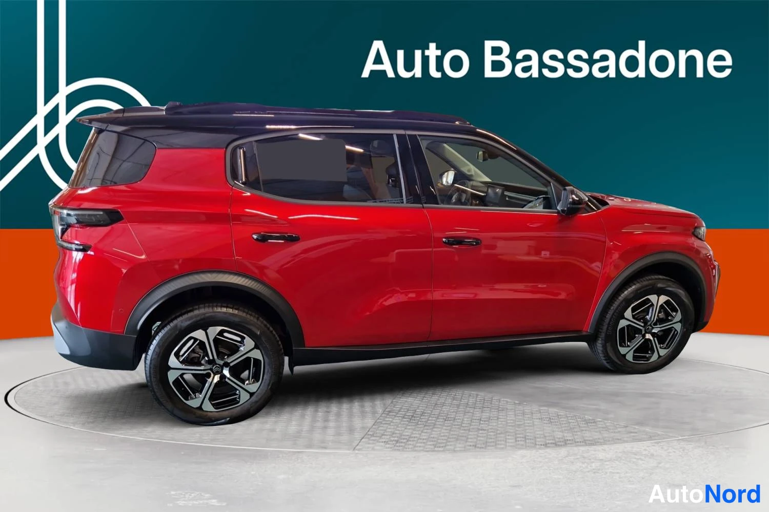 Punainen Citroen E-c3 aircross 2026, sivulta, kuva 3