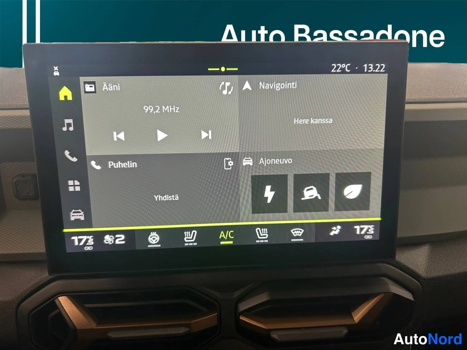 Punainen Dacia Bigster 2026, kuva 12