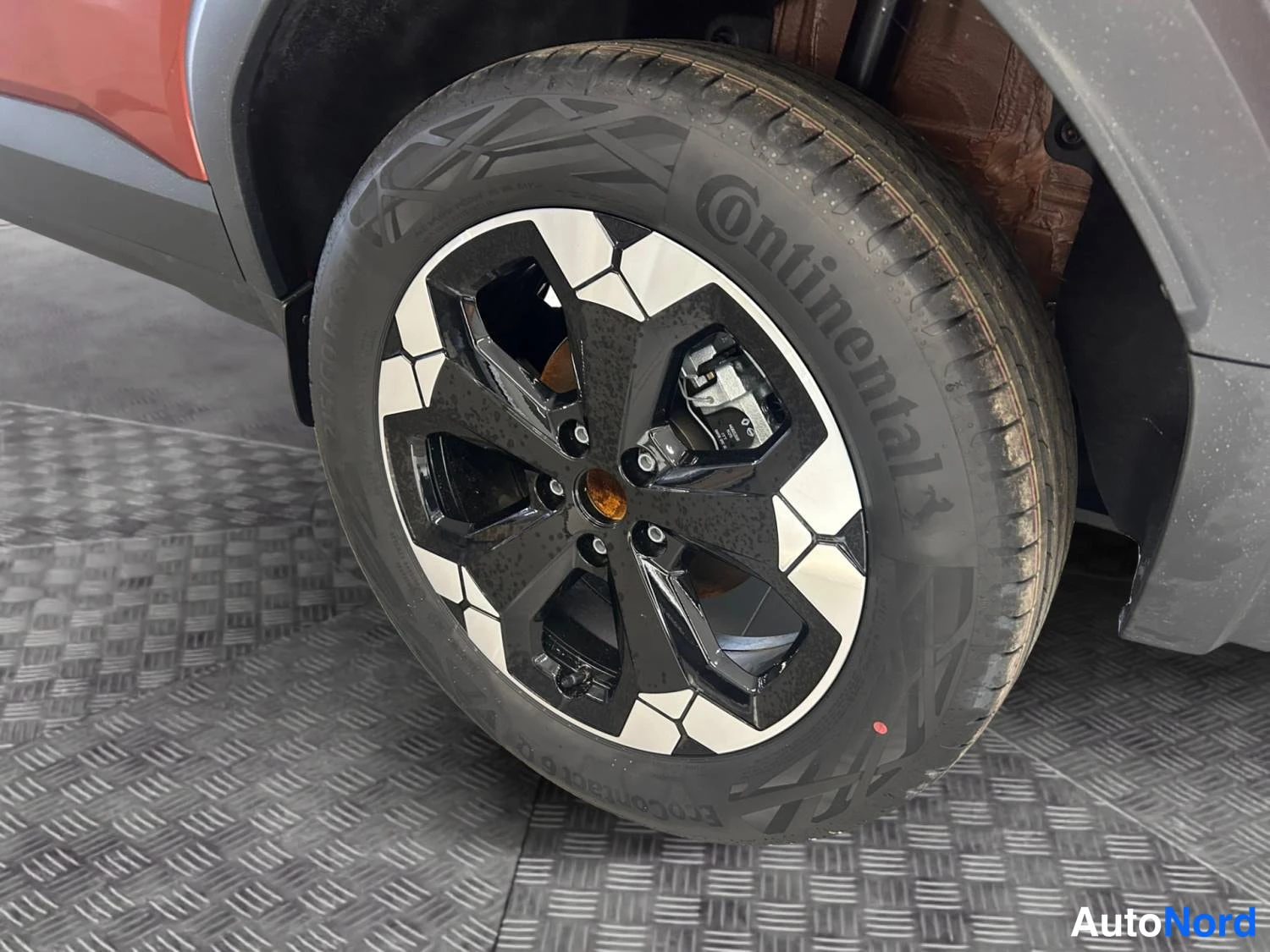 Punainen Dacia Bigster 2026, kuva 15