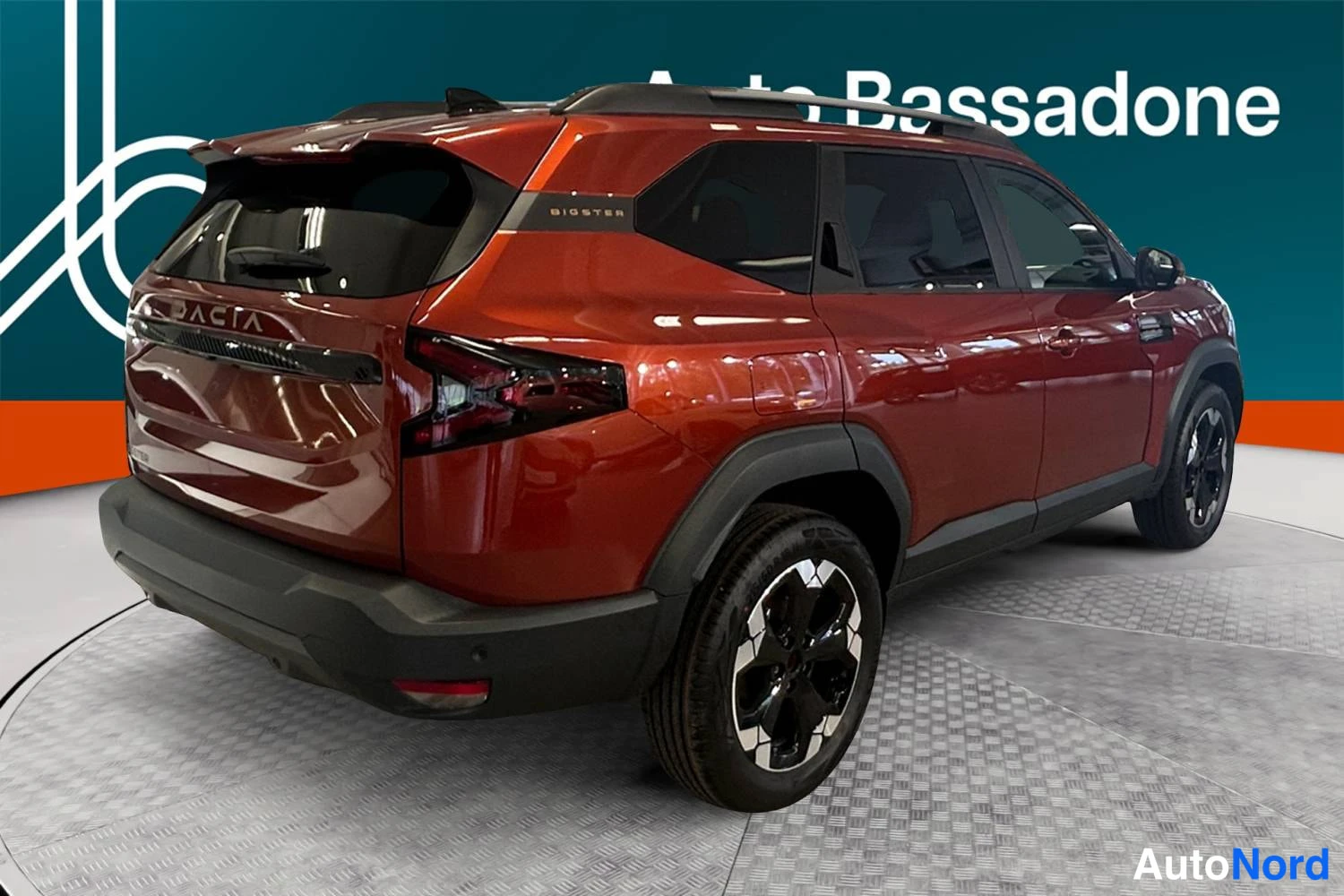 Punainen Dacia Bigster 2026, takaviisto, kuva 7