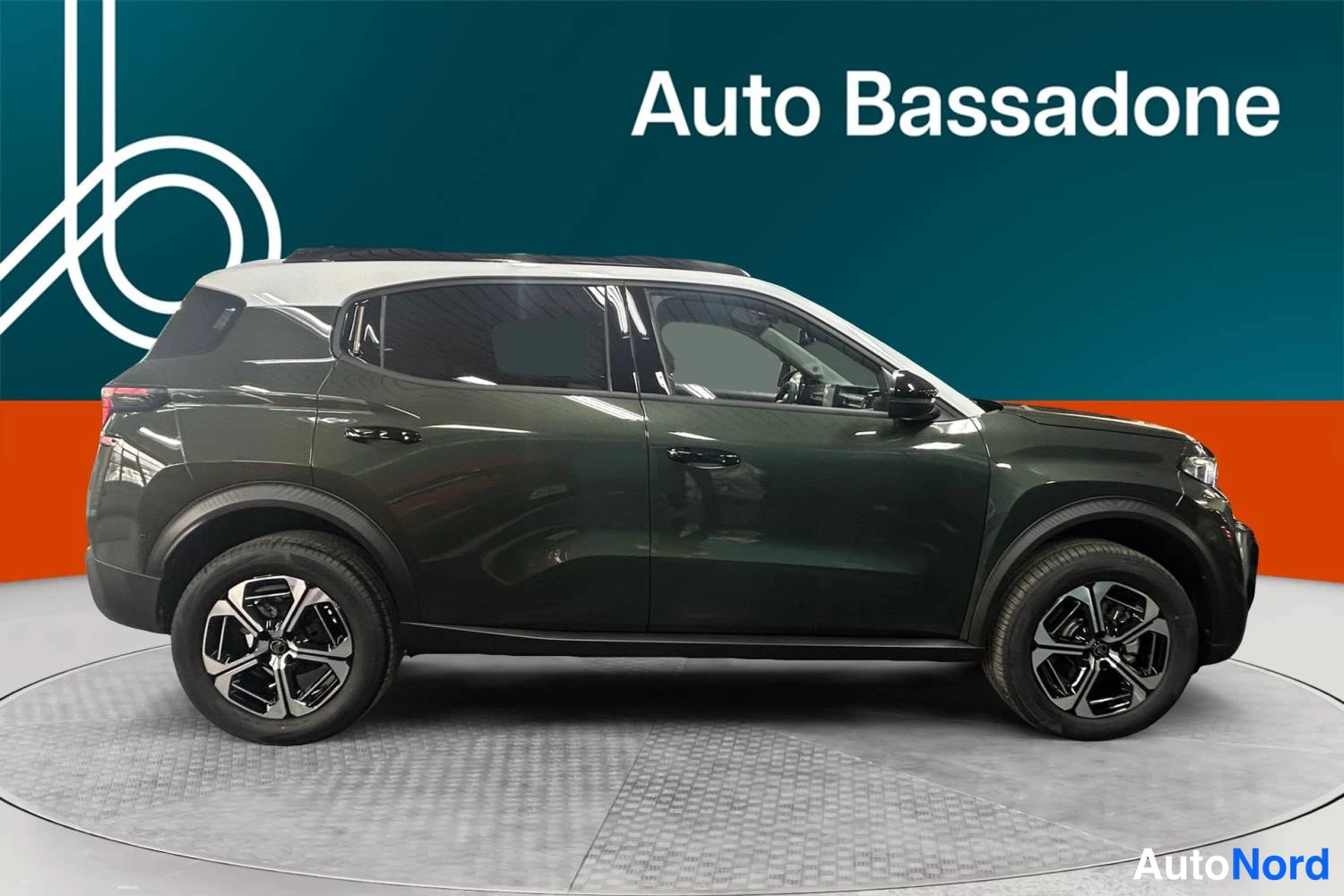 Vihreä Citroen C3 aircross 2026, sivulta, kuva 5