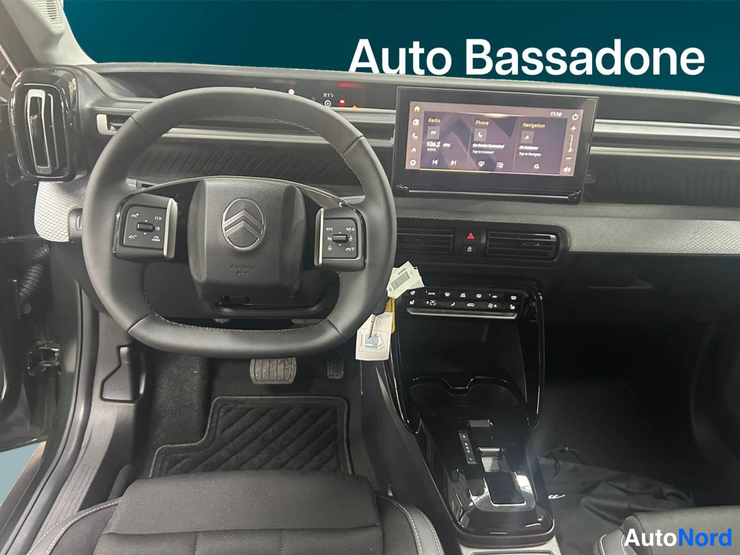 Vihreä Citroen C3 aircross 2026, kuva 10