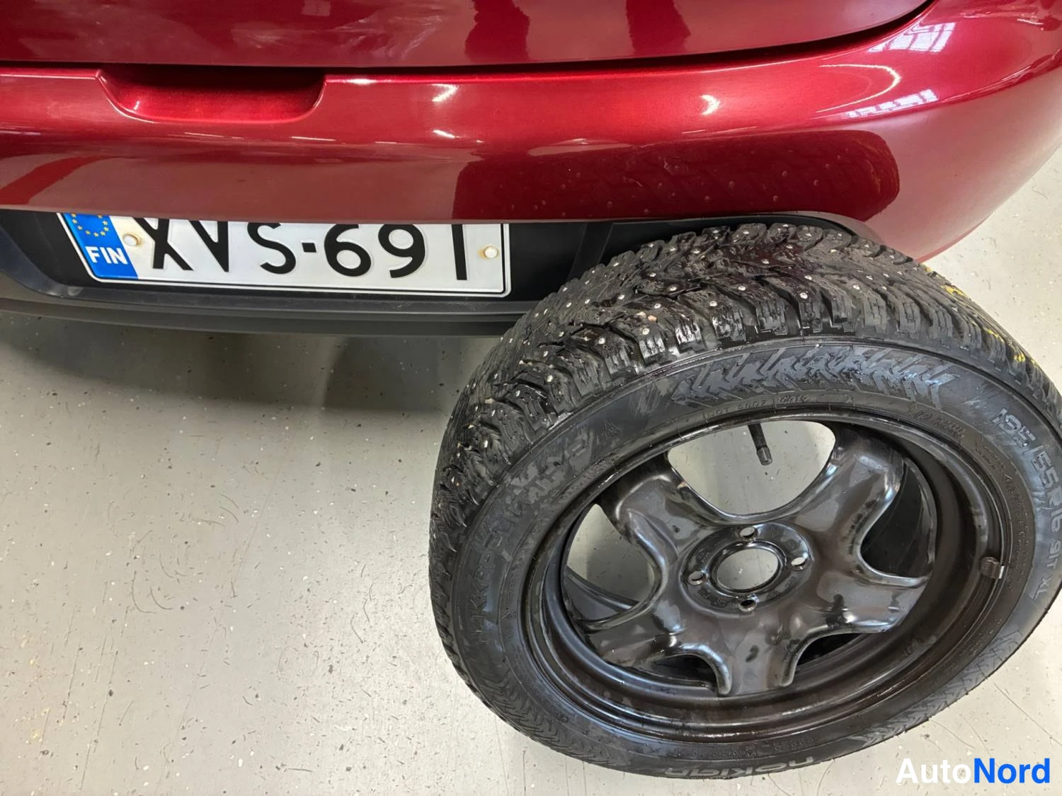 Punainen Renault Clio 2019, yksityiskohta, kuva 11