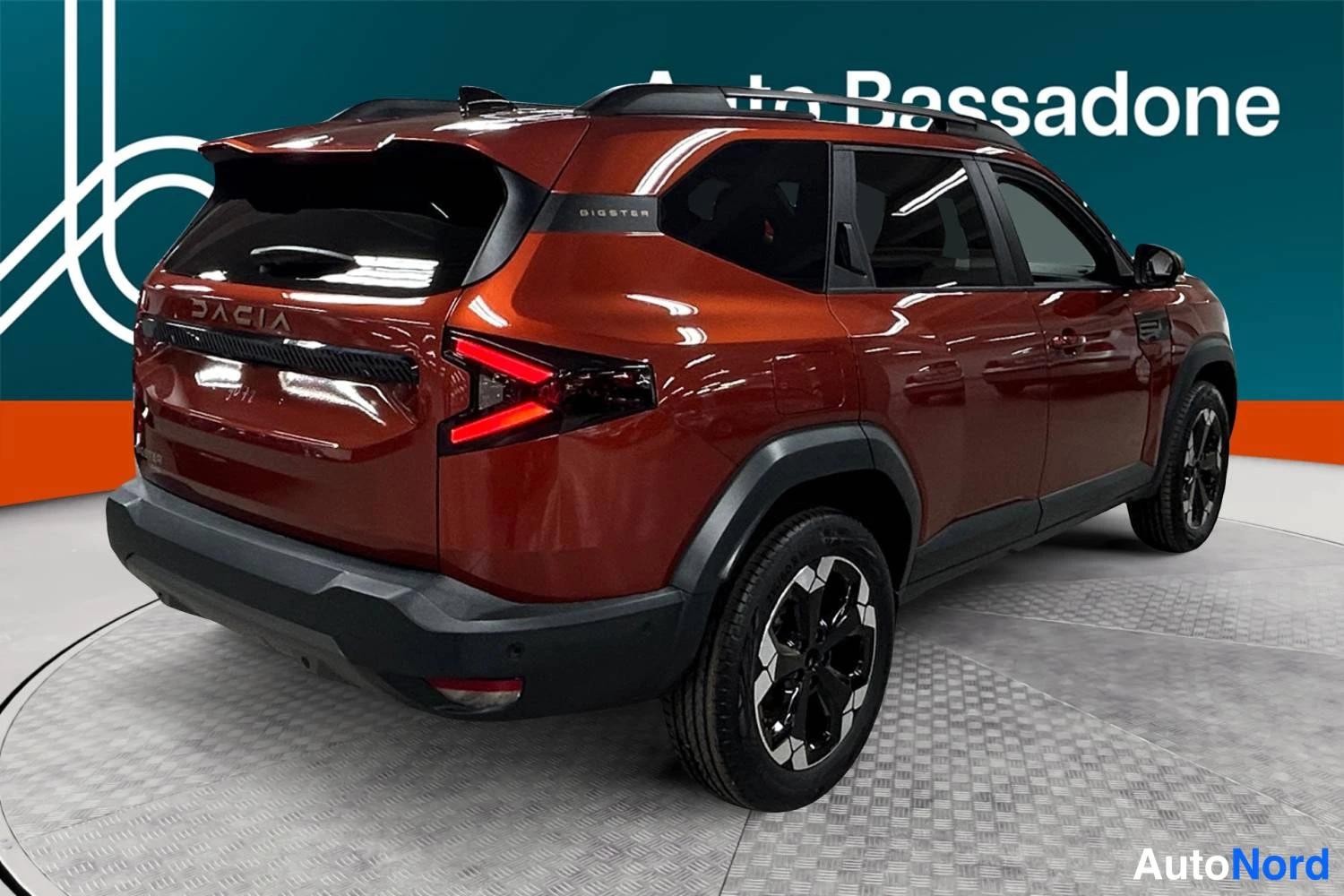 Punainen Dacia Bigster 2026, takaviisto, kuva 6