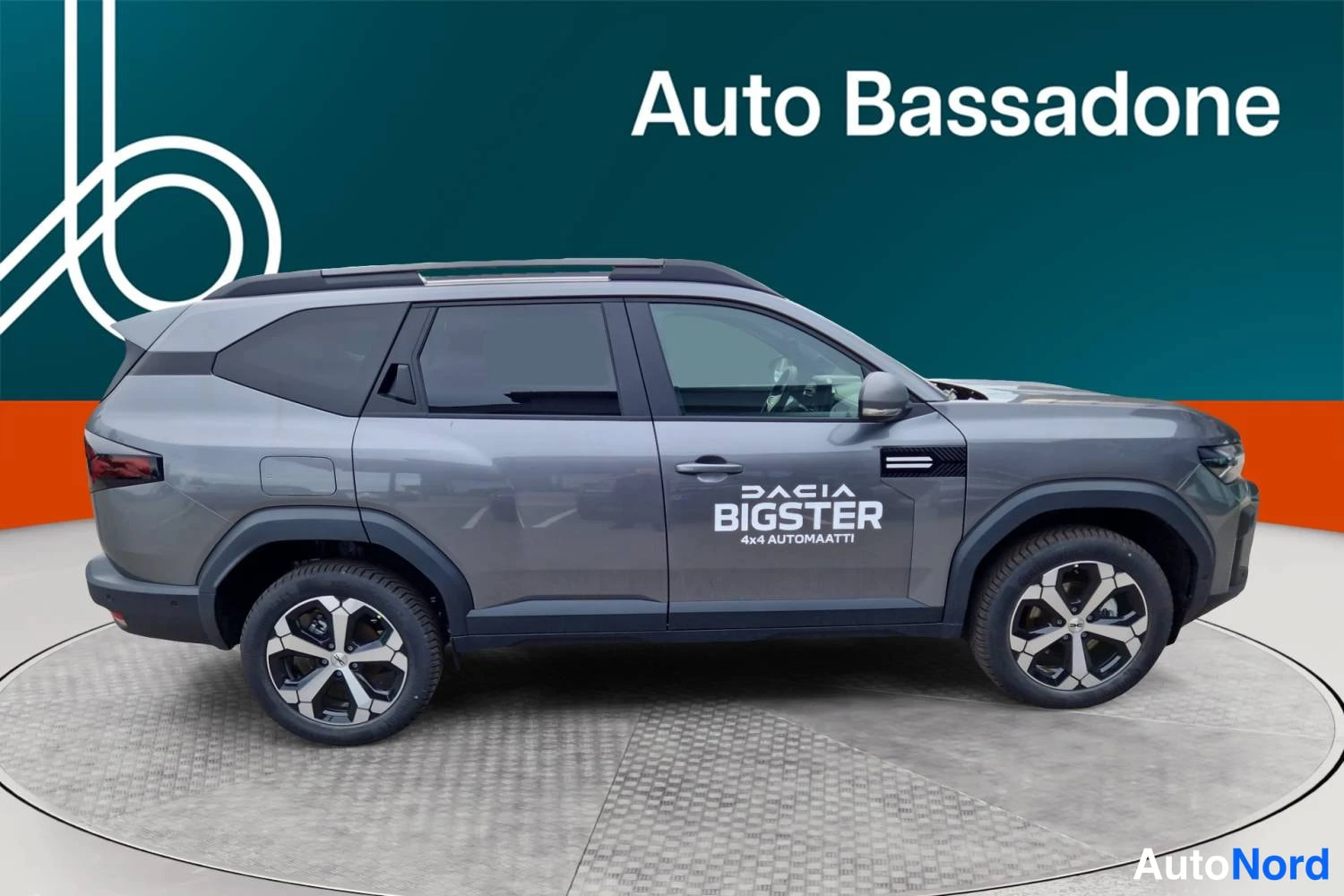 Harmaa Dacia Bigster 2026, sivulta, kuva 6
