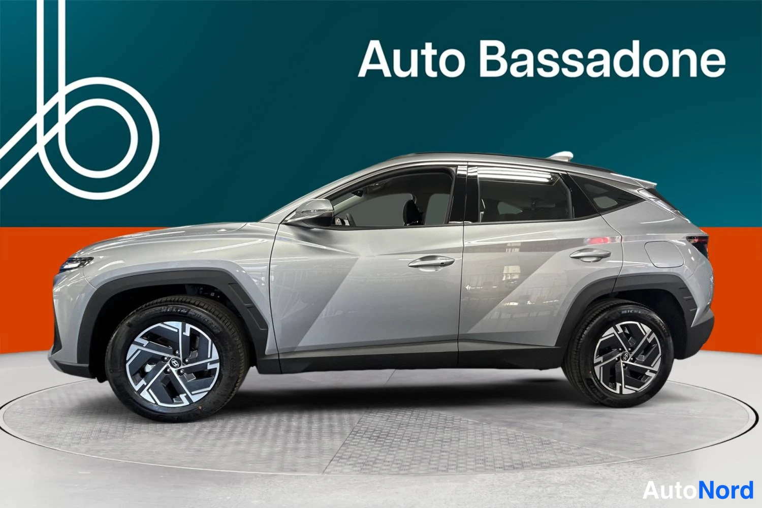 Hopea Hyundai Tucson 2026, sivulta, kuva 4
