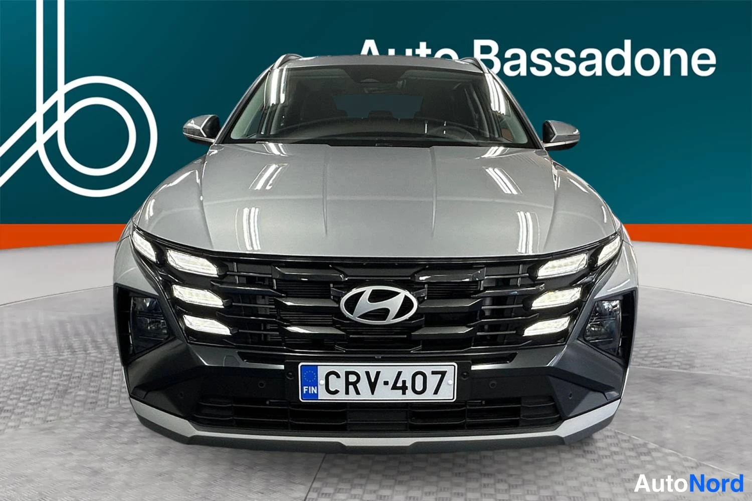Hopea Hyundai Tucson 2026, edestä, kuva 3
