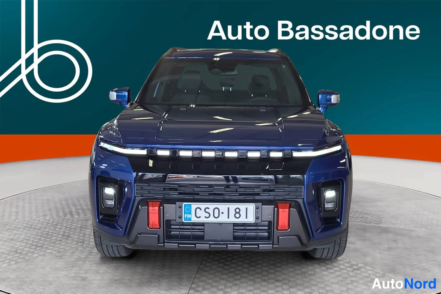 Sininen KGM Musso ev 2025, edestä, kuva 3