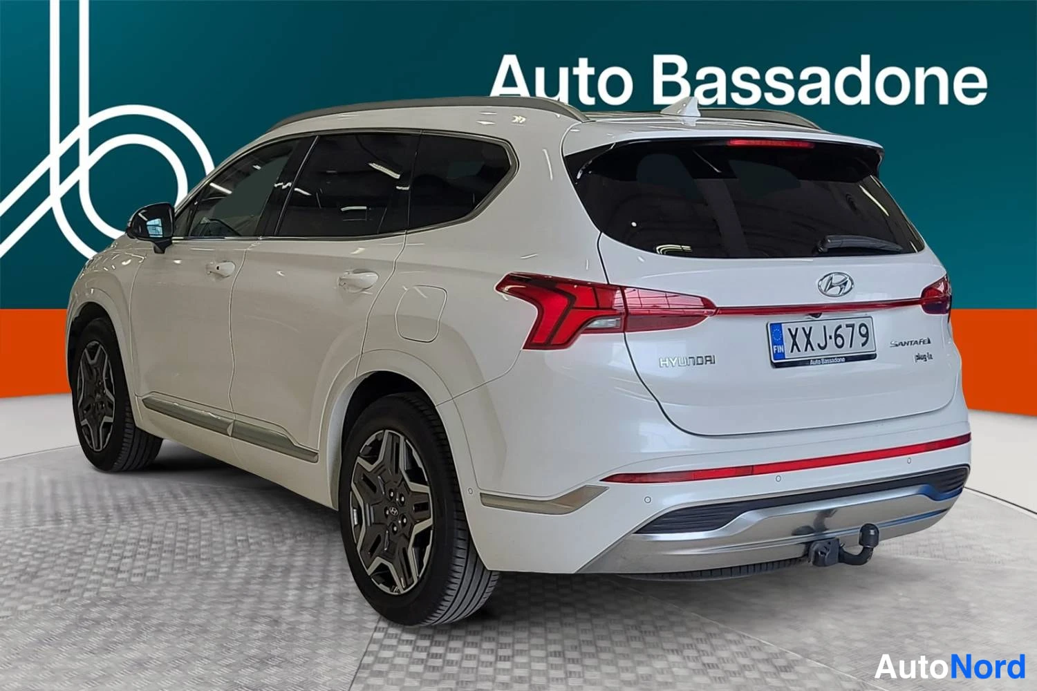 Valkoinen Hyundai Santa fe 2021, takaviisto, kuva 6