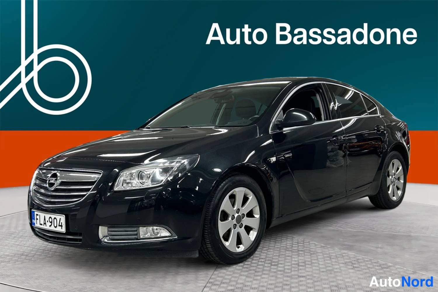 Opel Insignia 1,4 Turbo ecoFLEX Black&White Edition 2013