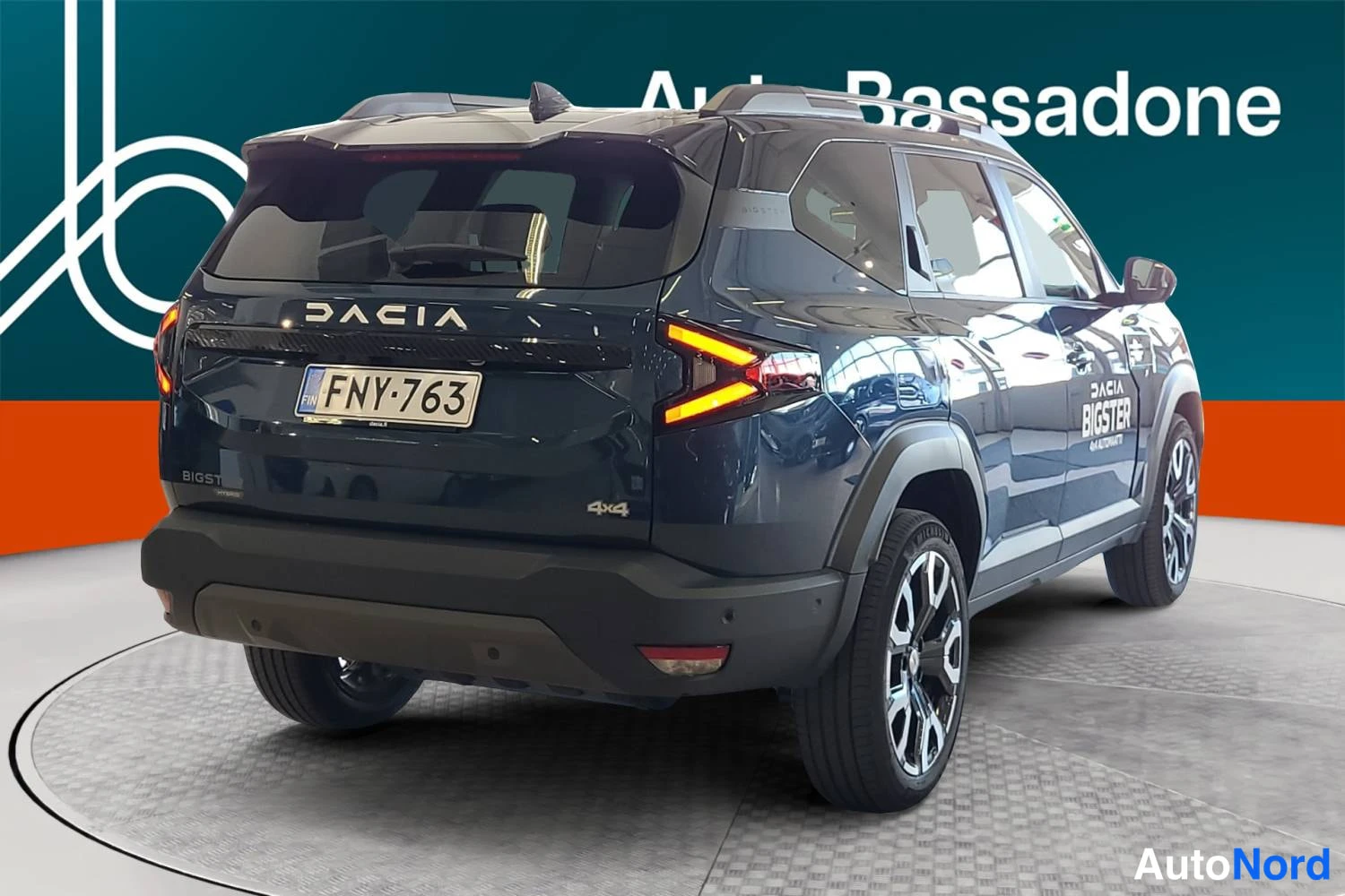 Sininen Dacia Bigster 2026, takaviisto, kuva 7