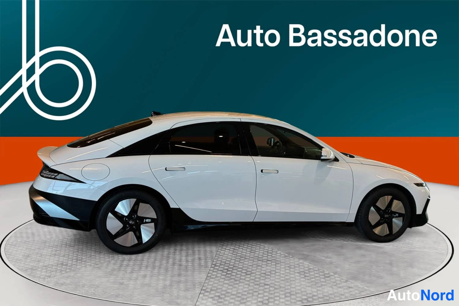 Valkoinen Hyundai Ioniq 6 2026, takaviisto, kuva 7