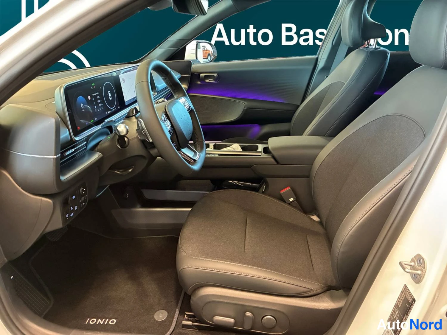 Valkoinen Hyundai Ioniq 6 2026, kuva 9