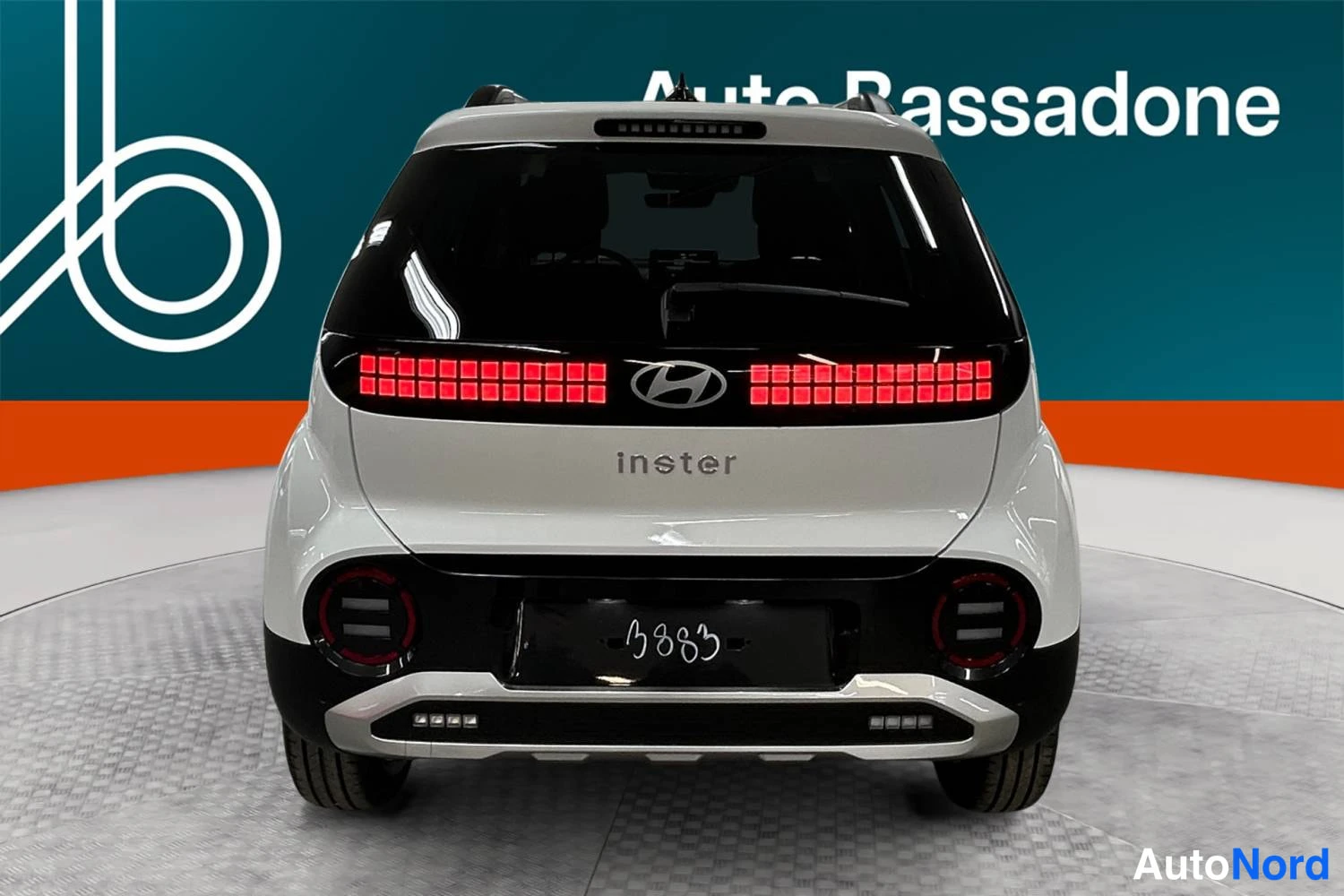 Valkoinen Hyundai Inster 2026, takaa, kuva 8
