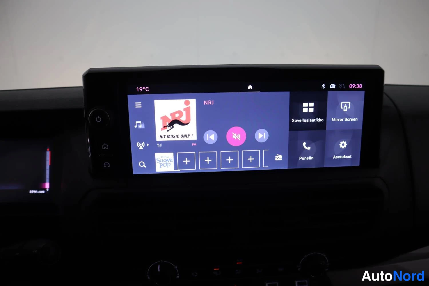 Valkoinen Fiat Scudo 2025, kuva 19