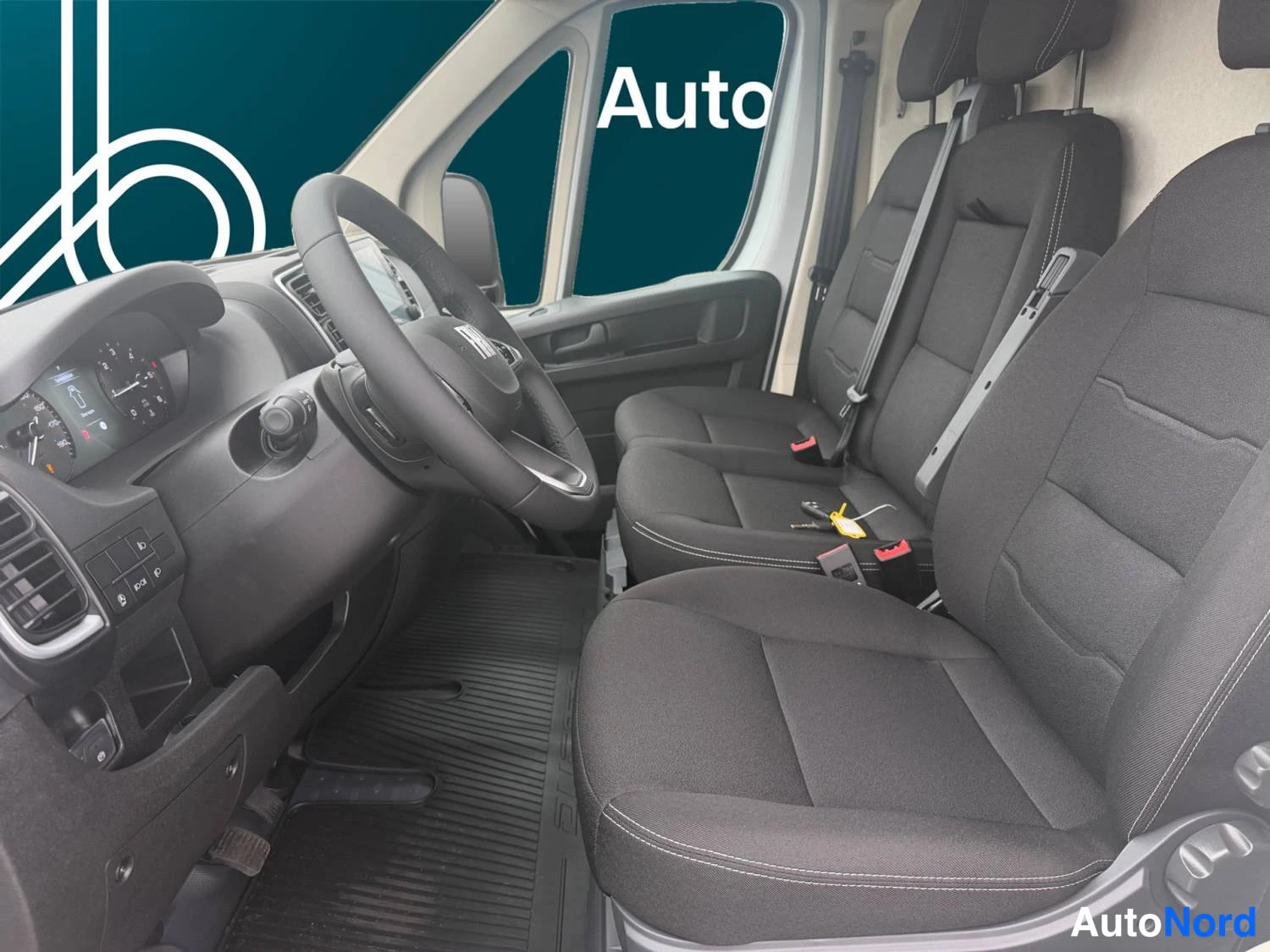 Valkoinen Fiat Ducato 2026, kuva 10