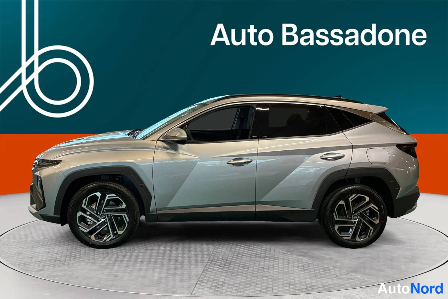 Hopea Hyundai Tucson 2026, sivulta, kuva 4