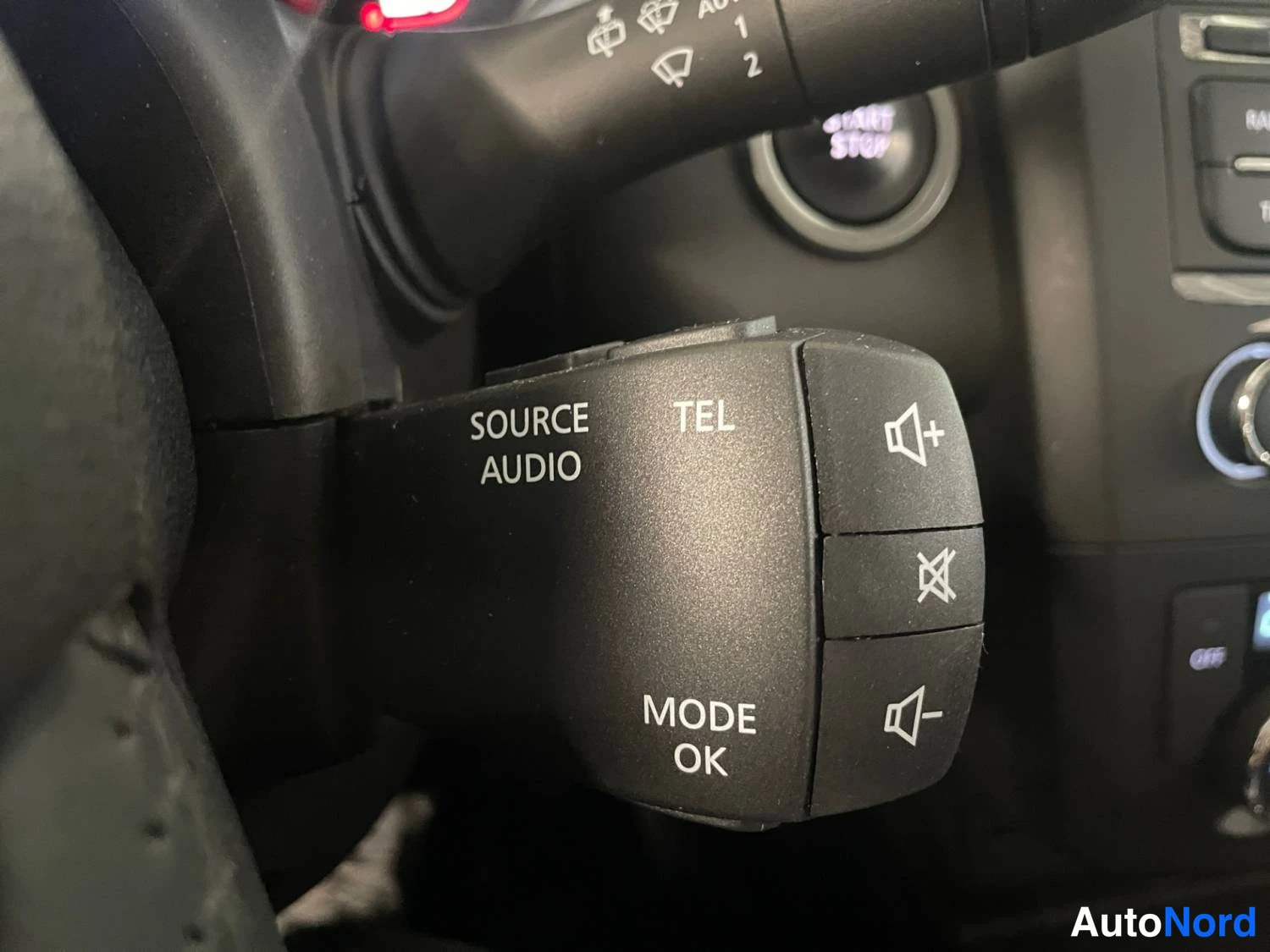 Sininen Renault Kadjar 2017, kuva 18