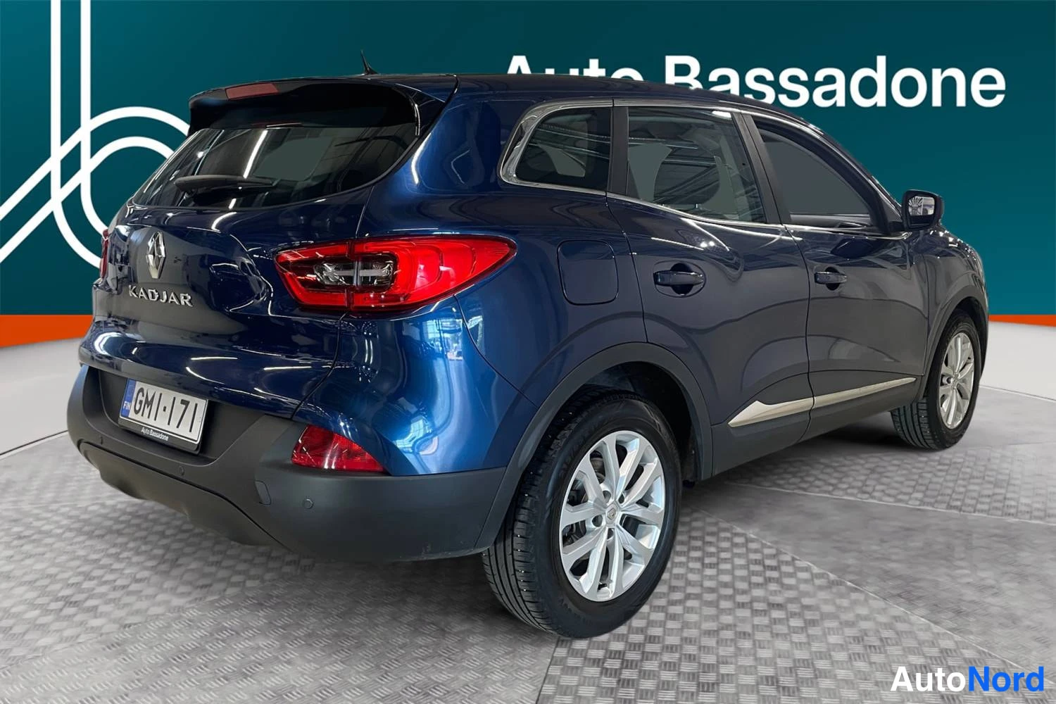 Sininen Renault Kadjar 2017, takaviisto, kuva 6