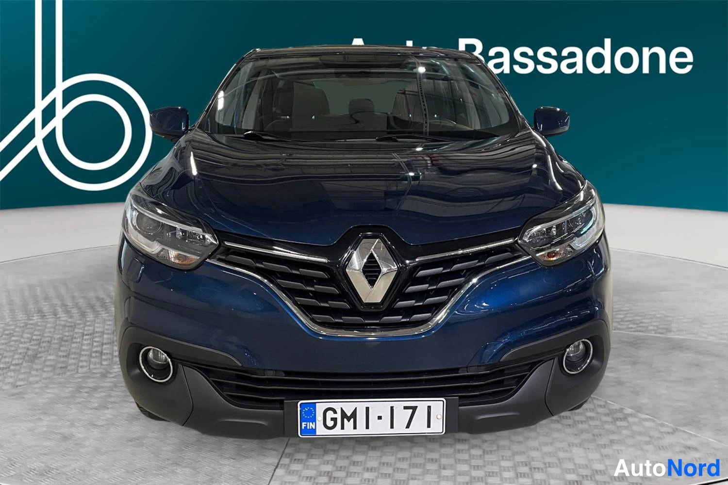 Sininen Renault Kadjar 2017, edestä, kuva 3