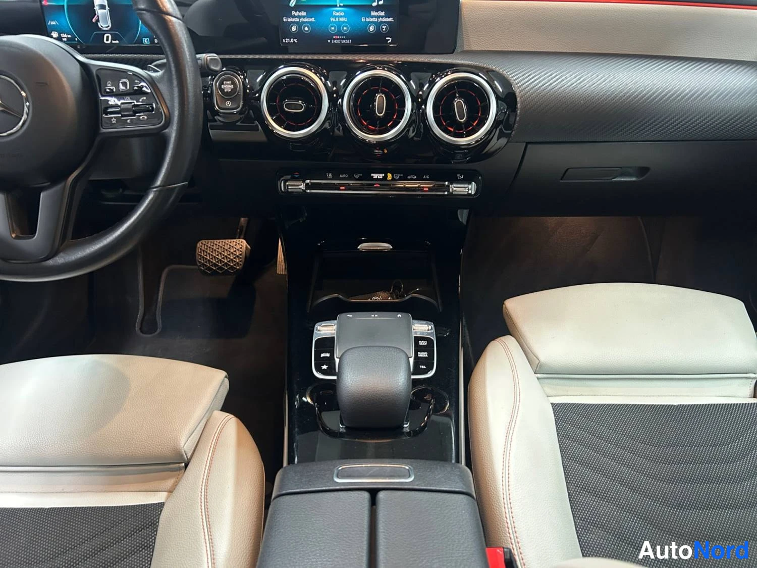 Musta Mercedes-Benz A 180 2019, kuva 12
