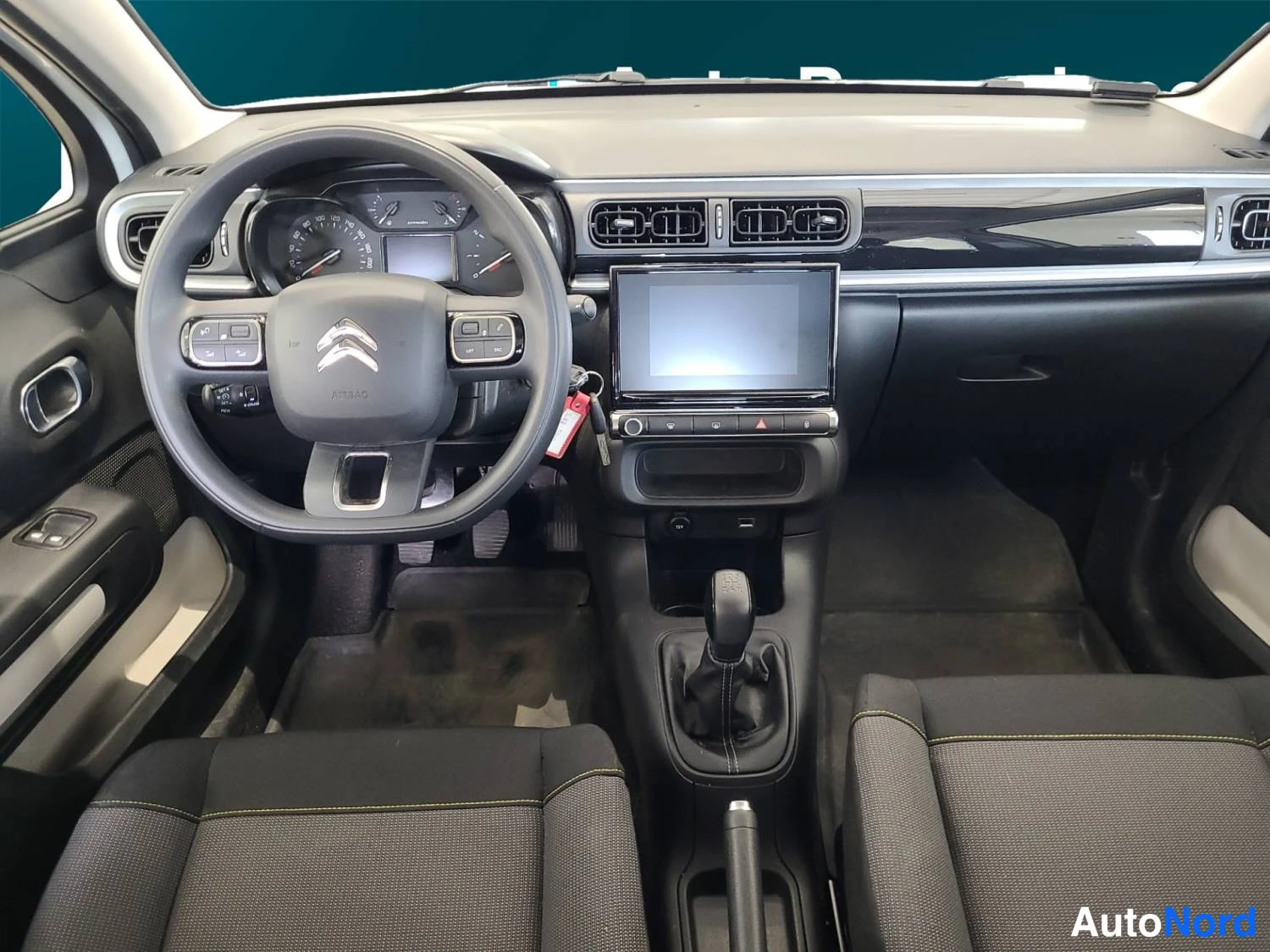 Valkoinen Citroen C3 2019, kuva 10