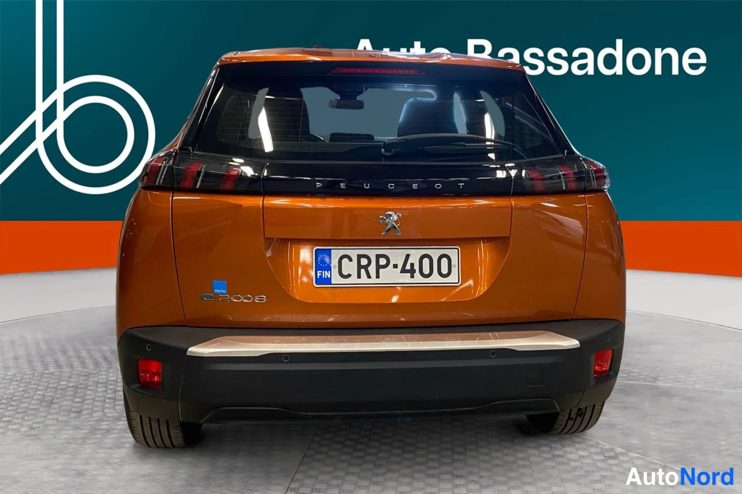 Oranssi Peugeot E-2008 2023, takaa, kuva 8