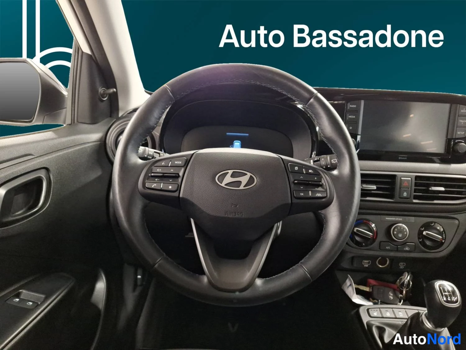 Valkoinen Hyundai I10 2023, kuva 22