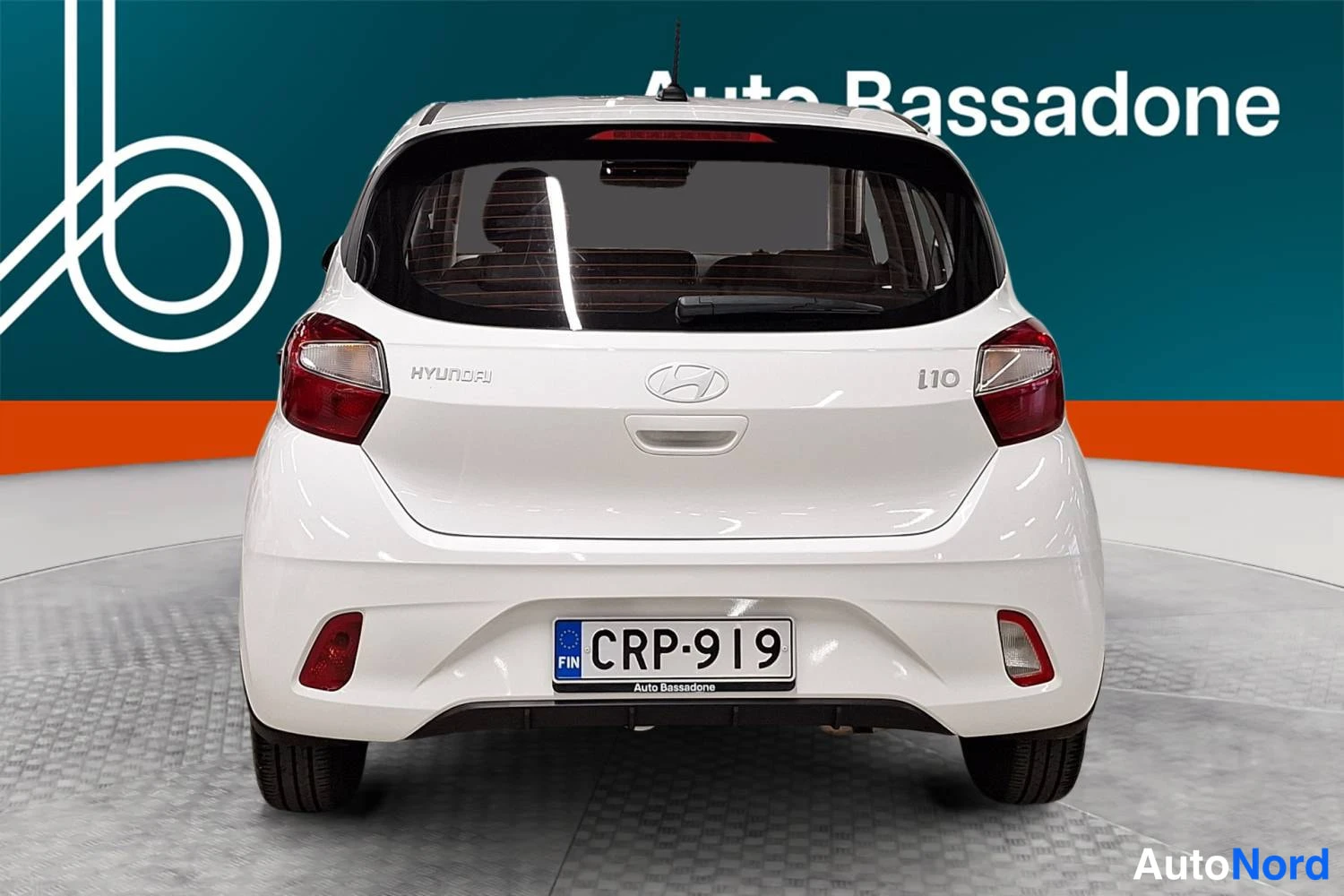 Valkoinen Hyundai I10 2023, takaa, kuva 8
