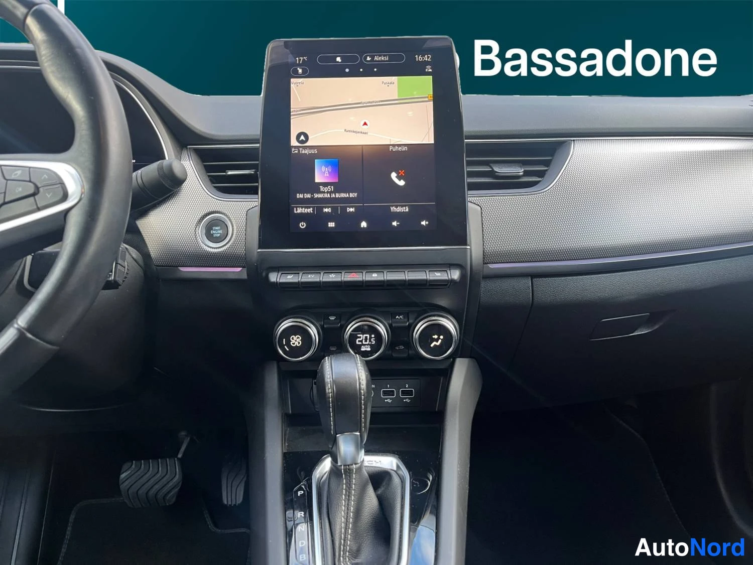 Vit Renault Arkana E-TECH 2022, bild 11