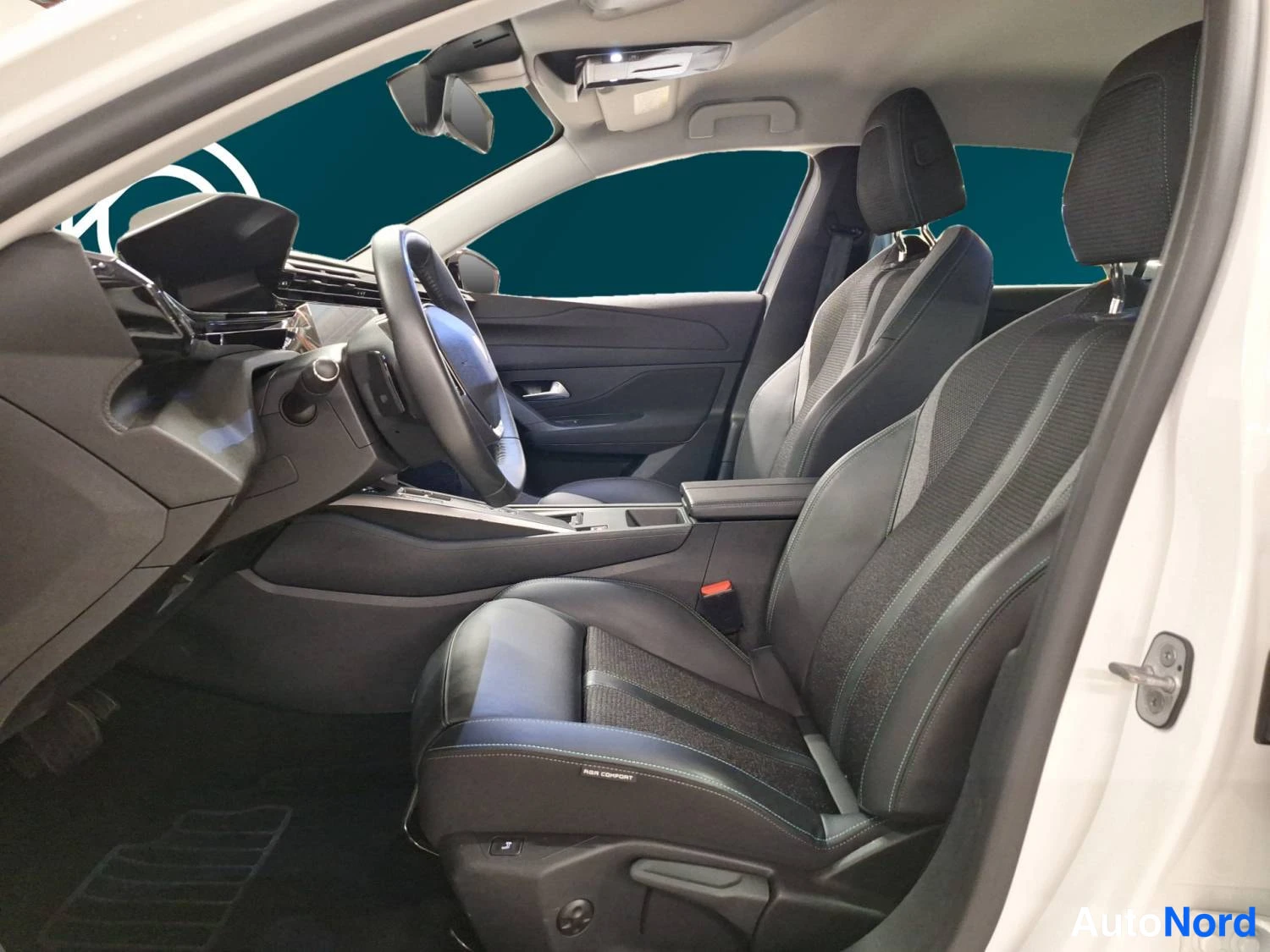 Valkoinen Peugeot 308 2022, kuva 9
