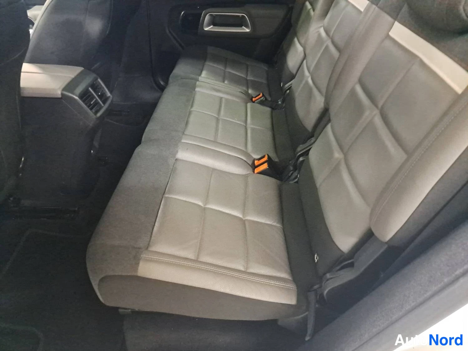 Valkoinen Citroen C5 aircross 2020, kuva 14