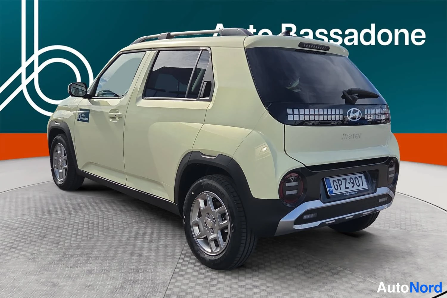 Vihreä Hyundai Inster 2026, takaviisto, kuva 7
