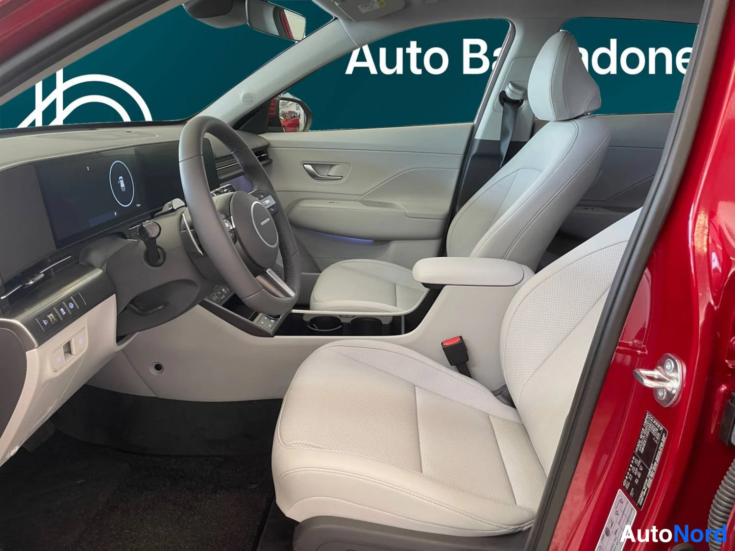 Punainen Hyundai Kona 2026, kuva 10