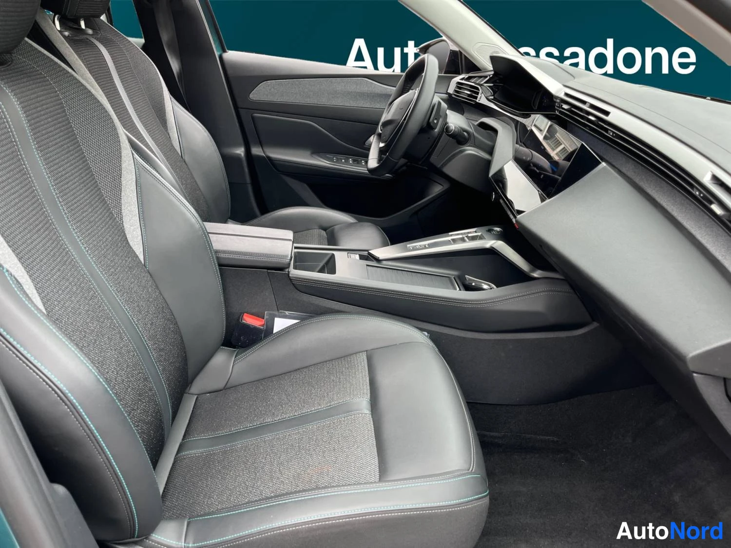 Sininen Peugeot 308 2022, kuva 15