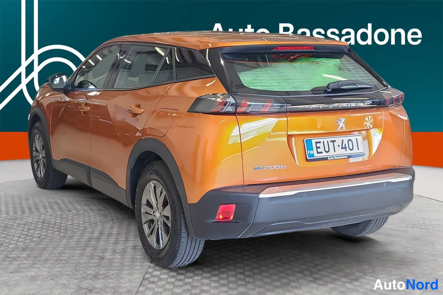 Oranssi Peugeot E-2008 2023, takaviisto, kuva 6