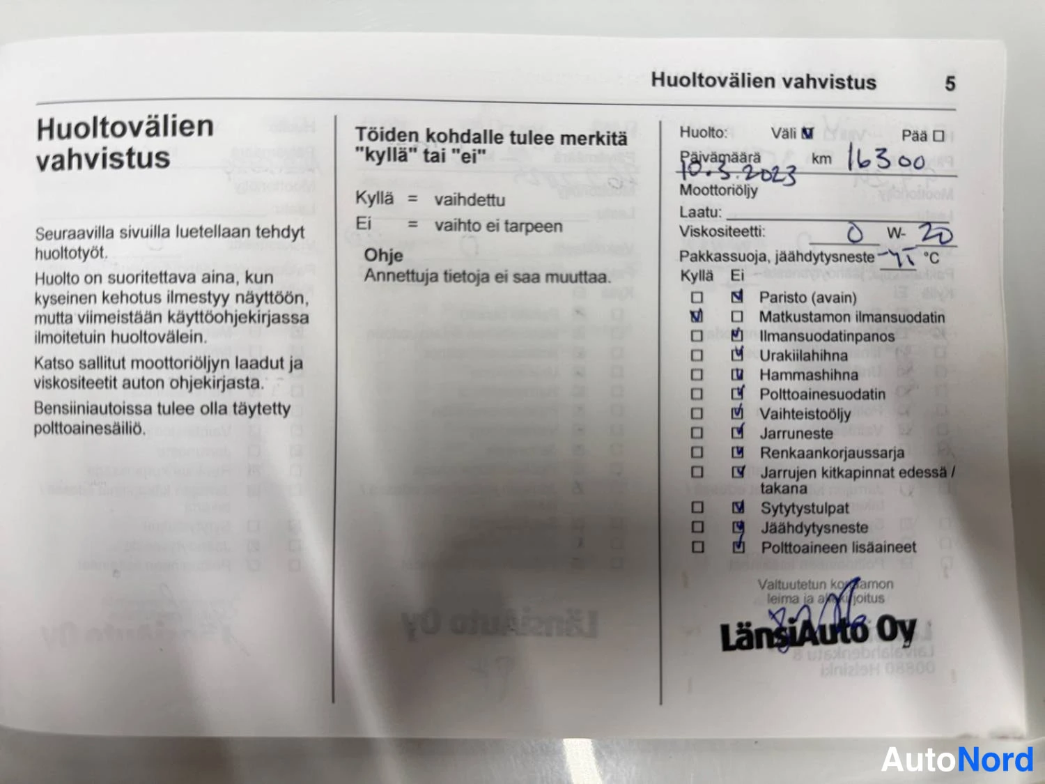 Valkoinen Opel Insignia Grand Sport 2022, kuva 28