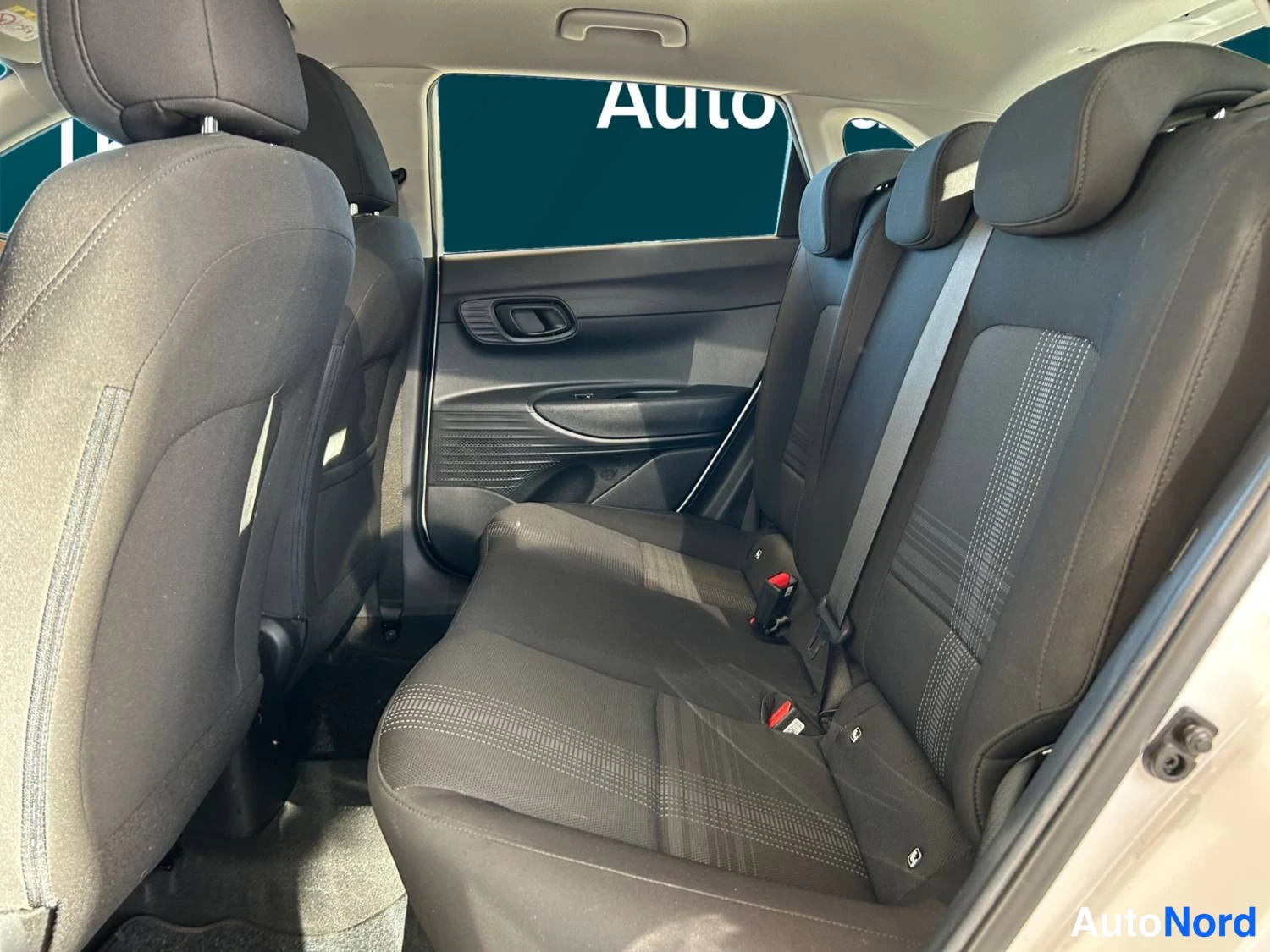 Valkoinen Hyundai I20 2024, kuva 13